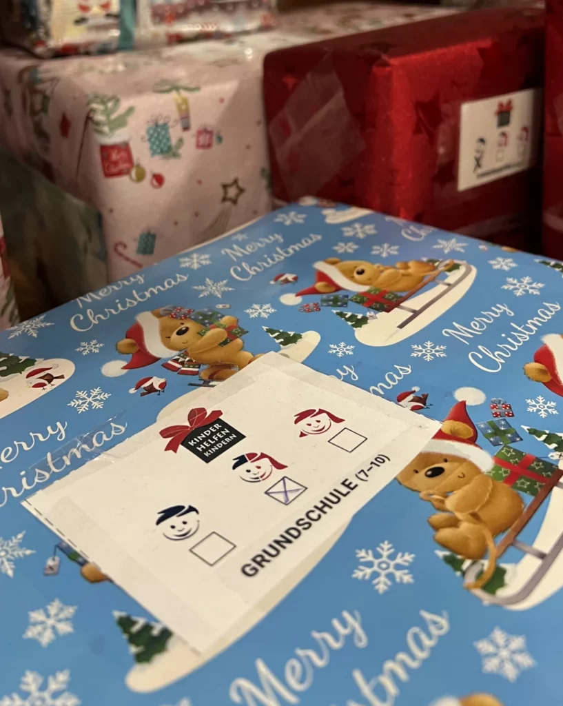 Grundschule_Ahorntal_Weihnachtspäckchen_2025